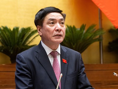  Tuân theo quy định của Luật Lưu trữ và Luật Di sản văn hóa