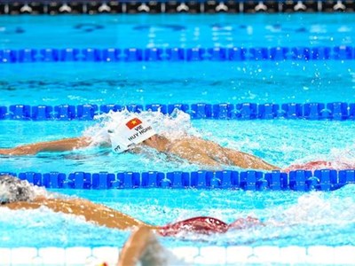 Hà Thị Linh dừng bước, Huy Hoàng không thể đi tiếp nội dung 800m tự do