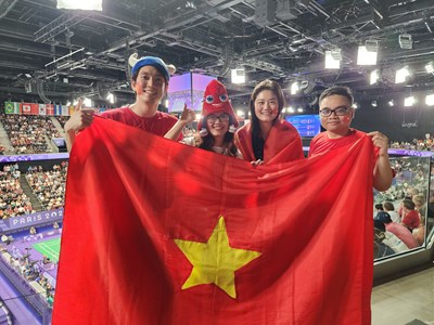 Thuỳ Linh thắng giòn giã trong sự cổ vũ nhiệt tình của khán giả