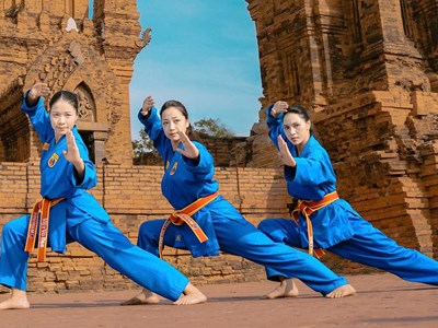 Chuyện về những người “truyền lửa” tại IVS