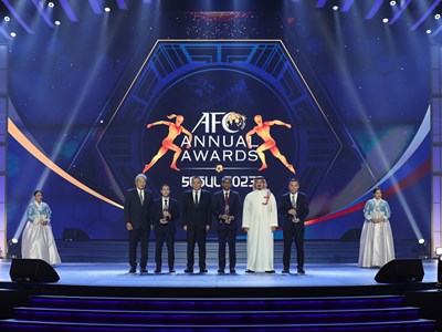 Liên đoàn Bóng đá Việt Nam đoạt giải thưởng Bóng đá trẻ cộng đồng của AFC