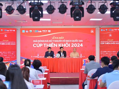 Lần đầu tiên tổ chức Giải bóng đá nữ 7 người tại Việt Nam   