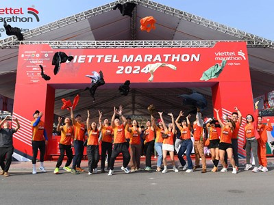 10.000 VĐV tạo không khí sôi động trước thềm Giải chạy Viettel Marathon 2024