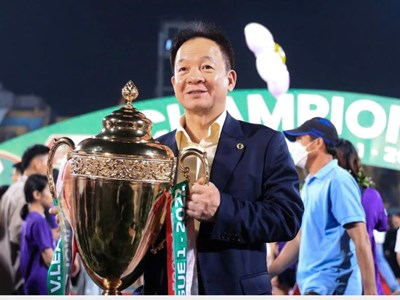 Bầu Hiển thuê chuyên cơ chở 600 CĐV sang Thái Lan cổ vũ tuyển Việt Nam