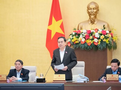 Khai mạc phiên họp thứ 42 của Ủy ban Thường vụ Quốc hội