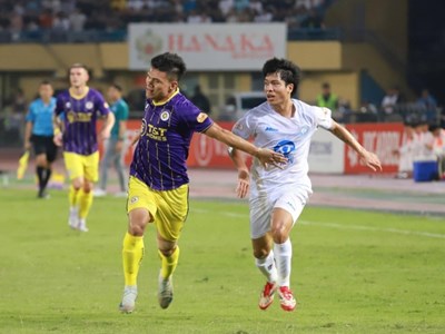 CLB Hà Nội thua “đau” trước CLB Nam Định