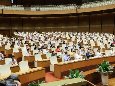 Siết nghĩa vụ, không siết cơ hội