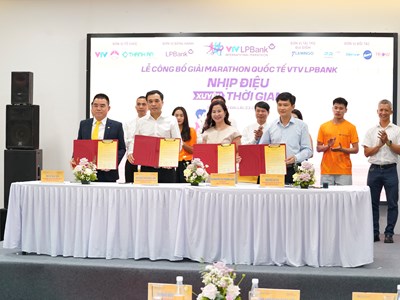 Khởi động giải Marathon Quốc tế VTV LP Bank – Nhịp điệu xuyên thời gian 2025