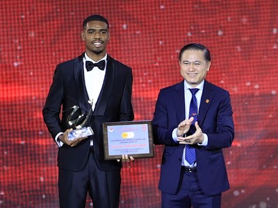 Tôn vinh những “ngôi sao” và hành trình 25 năm chuyên nghiệp hóa bóng đá Việt Nam