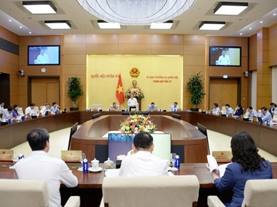 Đáp ứng hiện tại, thách thức tương lai