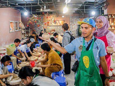 Dấu ấn tinh hoa Việt trong lòng bạn bè ASEAN