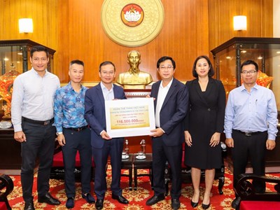 Đoàn Thể thao Việt Nam ủng hộ đồng bào bão lũ hơn 116 triệu đồng