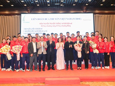 Trao thưởng 312 triệu đồng tôn vinh những tấm huy chương xuất sắc của Đua thuyền Việt Nam