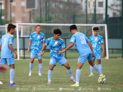 U19 Việt Nam duy trì nhịp tập luyện, HLV Yutaka Ikeuchi tập trung mục tiêu đánh giá lực lượng