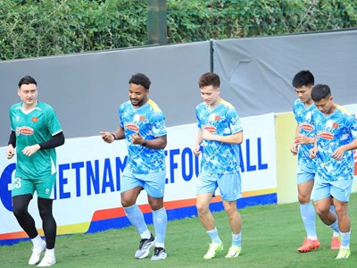 ĐT Việt Nam bổ sung lực lượng chuẩn bị cho trận giao hữu gặp Bangladesh