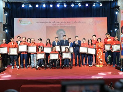 Tôn vinh các huấn luyện viên, vận động viên tiêu biểu tại Chương trình “Vinh quang Thể thao Việt Nam“