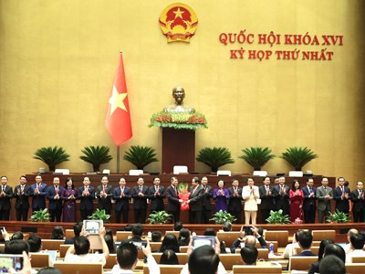 Quốc hội phê chuẩn 6 Phó Thủ tướng, 17 Bộ trưởng và Trưởng ngành