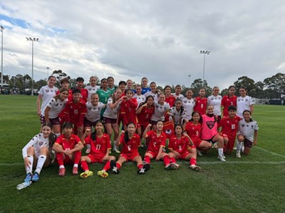 U15 nữ Việt Nam chia điểm với U15 Queensland Maroon tại Australia