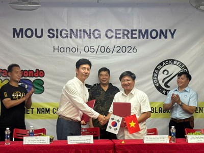 Thắt chặt tình hữu nghị Việt Nam – Hàn Quốc qua giao lưu Taekwondo trẻ
