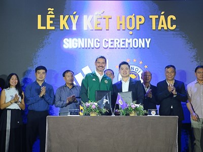 Hà Nội FC tổ chức lễ xuất quân và công bố hợp tác với adidas
