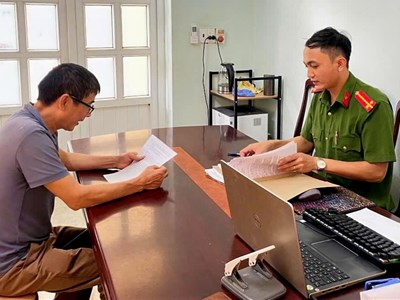 Bị phạt 10 triệu đồng vì bình luận bịa đặt về lực lượng kiểm lâm trên Facebook