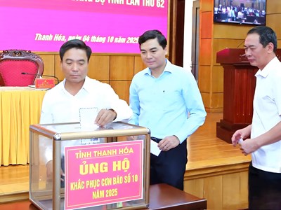 Thanh Hóa quyên góp ủng hộ đồng bào bị thiệt hại do bão số 10