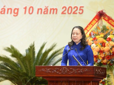 Phó Chủ tịch nước dự Đại hội Thi đua yêu nước tỉnh Thanh Hoá