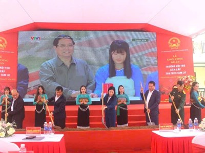 Khởi công hai trường nội trú vùng biên Thanh Hóa