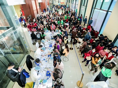 Sống khỏe mỗi ngày đến Thanh Hóa: Chung tay hỗ trợ người dân sau bão lũ