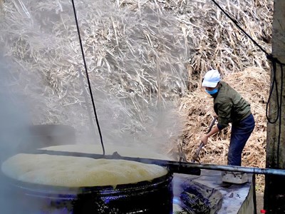 “Thủ phủ” mật mía xứ Thanh đỏ lửa tất bật vào vụ Tết