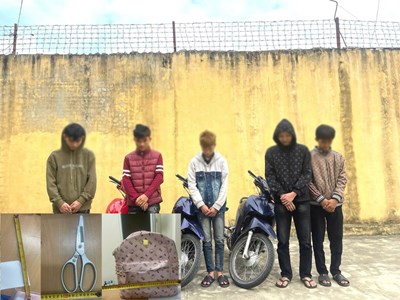 Nhóm ‘tuổi teen’ gây 8 vụ trộm tiền công đức ở 4 tỉnh bị khởi tố