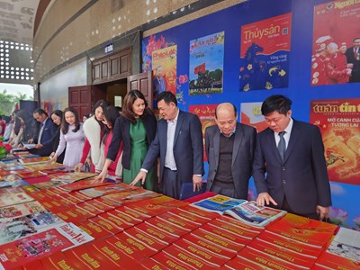 Rộn ràng Hội sách, báo Xuân Bính Ngọ 2026 ở Thanh Hóa