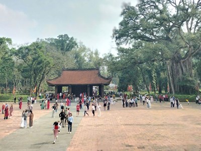 Lam Kinh hút khách dịp Tết Bính Ngọ 2026