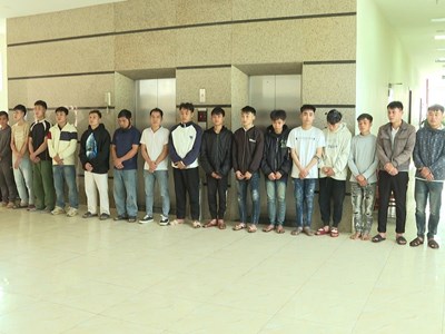 Bịa chuyện “công an đánh người” để né tội, gây rối trụ sở công an xã