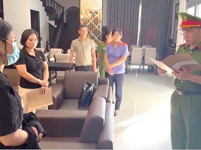 “Nổ” chạy hồ sơ đất, người phụ nữ chiếm đoạt gần 500 triệu đồng