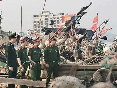 Công an xã ven biển vào cuộc quyết liệt, chung tay gỡ “thẻ vàng” IUU