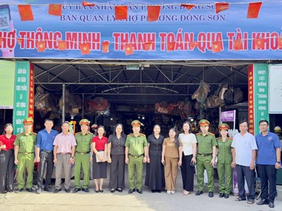 Đông Sơn ra mắt mô hình “Chợ thông minh - thanh toán qua tài khoản”