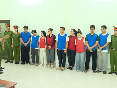 Triệt phá đường dây buôn lậu hơn 28.000 viên kim cương, doanh thu 280 tỉ đồng