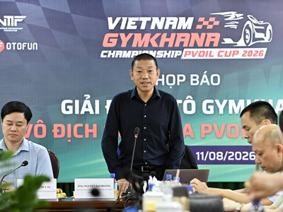 25 tay lái tranh ngôi vô địch Gymkhana quốc gia tại Thanh Hóa