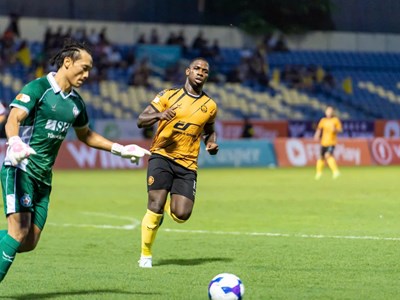 FIFA yêu cầu Thanh Hóa trả gần 8 tỉ đồng cho Rimario