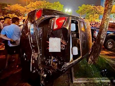 Tạm giữ hình sự đối tượng uống rượu lái ô tô gây tai nạn liên hoàn tại Dương Nội (Hà Nội)