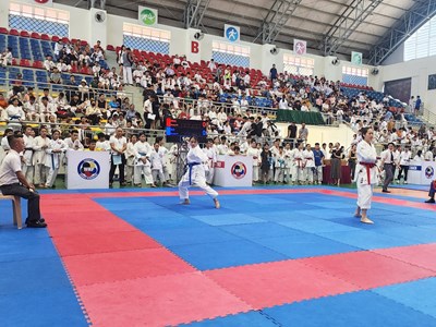 600 võ sinh tranh tài tại giải Karate các CLB Quảng Bình mở rộng