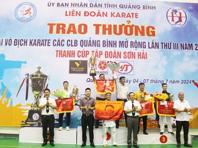 Tuyên Hoá nhất toàn đoàn giải Karate các CLB Quảng Bình mở rộng