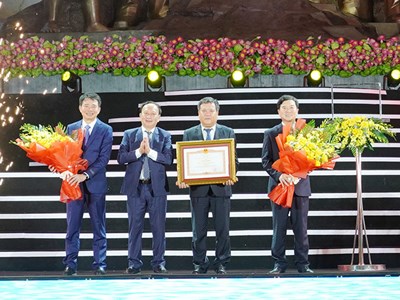 Kỷ niệm 20 năm thành lập thành phố “du lịch” Đồng Hới