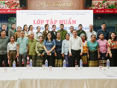 Phát huy nghệ thuật trình diễn dân gian dân tộc Chứt gắn với phát triển du lịch