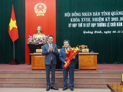 Ông Trần Phong được bầu giữ chức Chủ tịch UBND tỉnh Quảng Bình