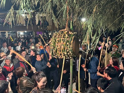 Đặc sắc Lễ hội đập trống của người Ma Coong 