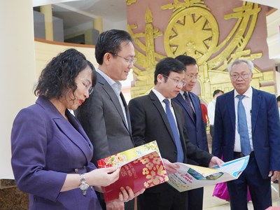 Tổ chức chuỗi hoạt động kỷ niệm 100 năm Ngày Báo chí Cách mạng Việt Nam