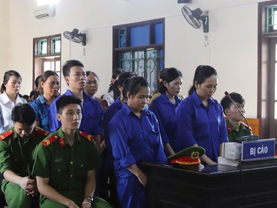 18 người lĩnh án tù vì “rút ruột” hơn 10 tỉ đồng từ Quỹ Phát triển phụ nữ