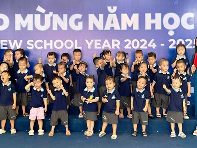 Hân hoan chào đón năm học mới